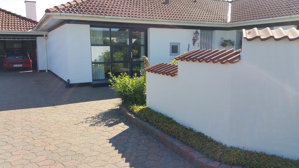 Tornby Guesthouse (Adults Only) Hirtshals Dış mekan fotoğraf